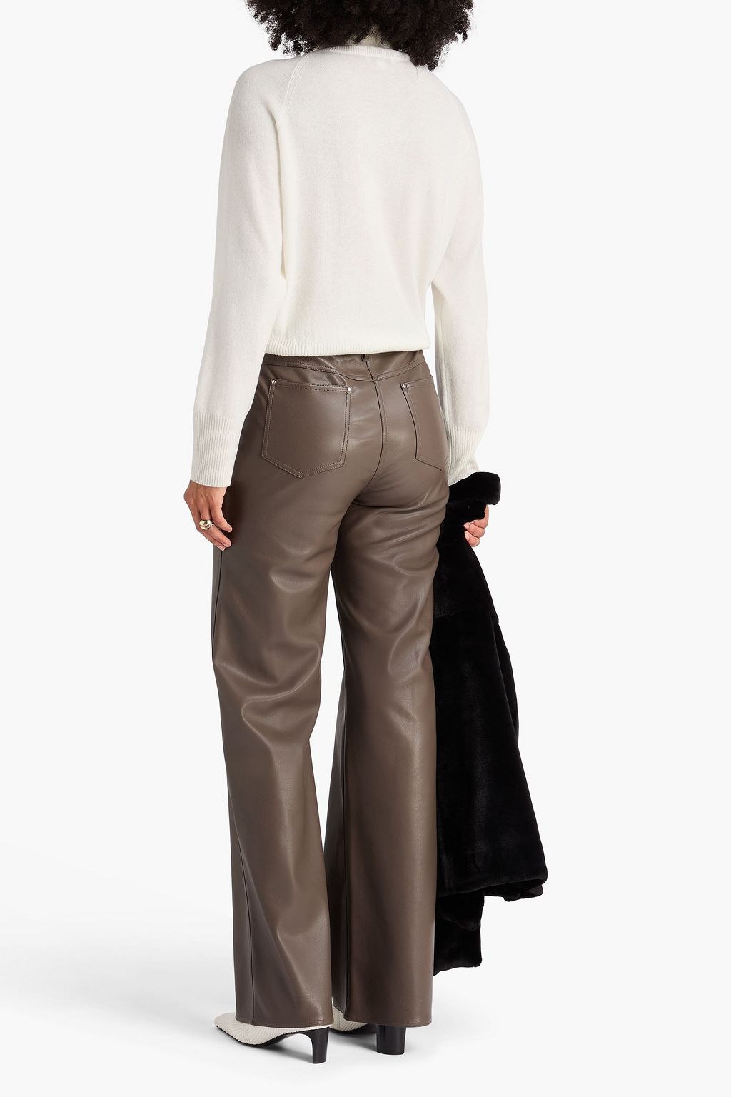 VINCE. Wool and cashmere-blend turtleneck sweater