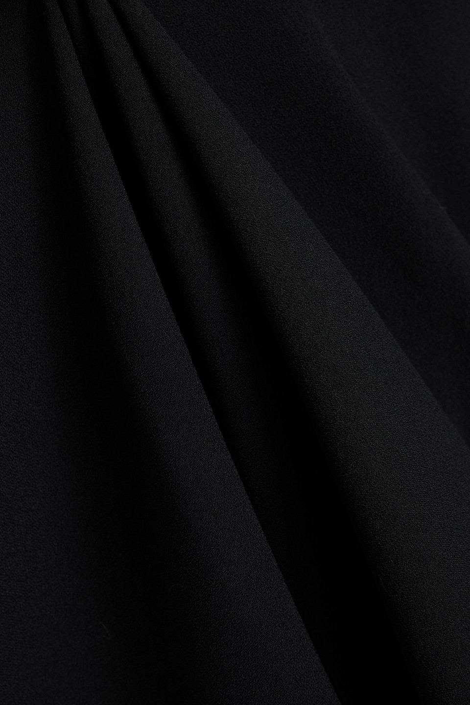 Vince Silk Satin Band-collar Blouse In Black In Blue