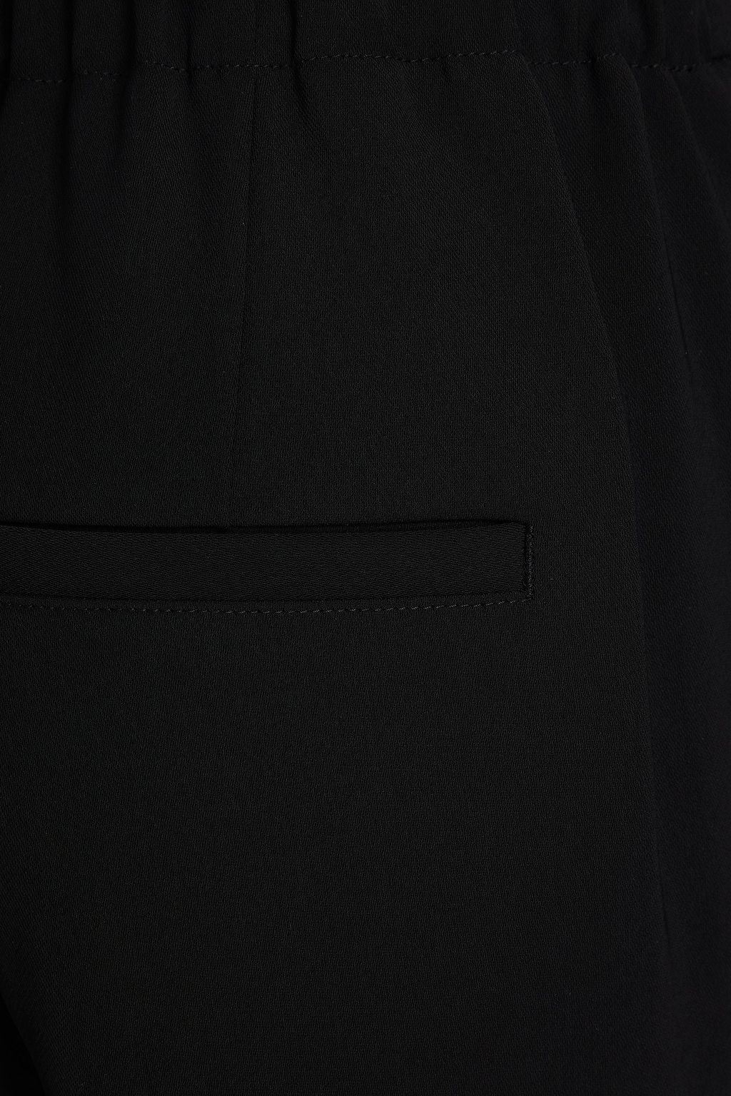 VINCE. Crepe tapered pants