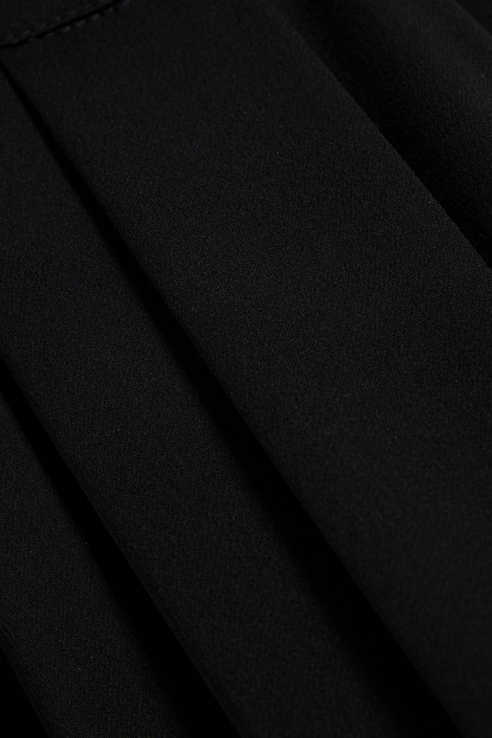 Max Mara Memore Silk Crepe De Chine Top In Black