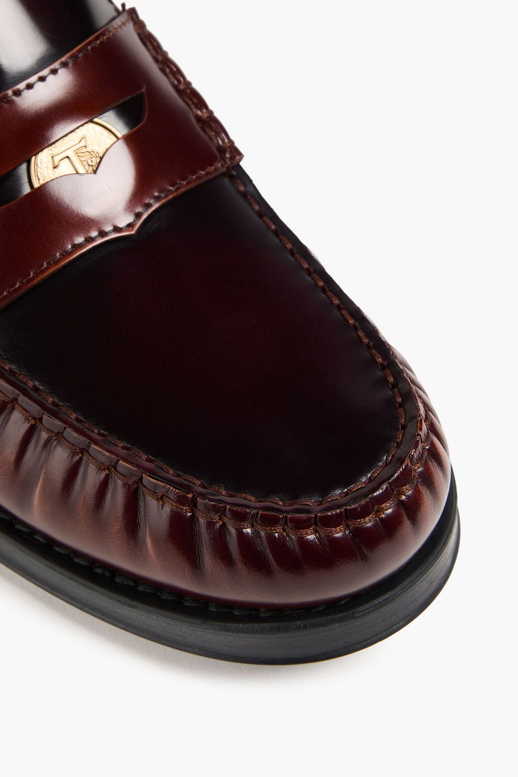 TOD'S Loafers aus brüniertem Leder mit Verzierung