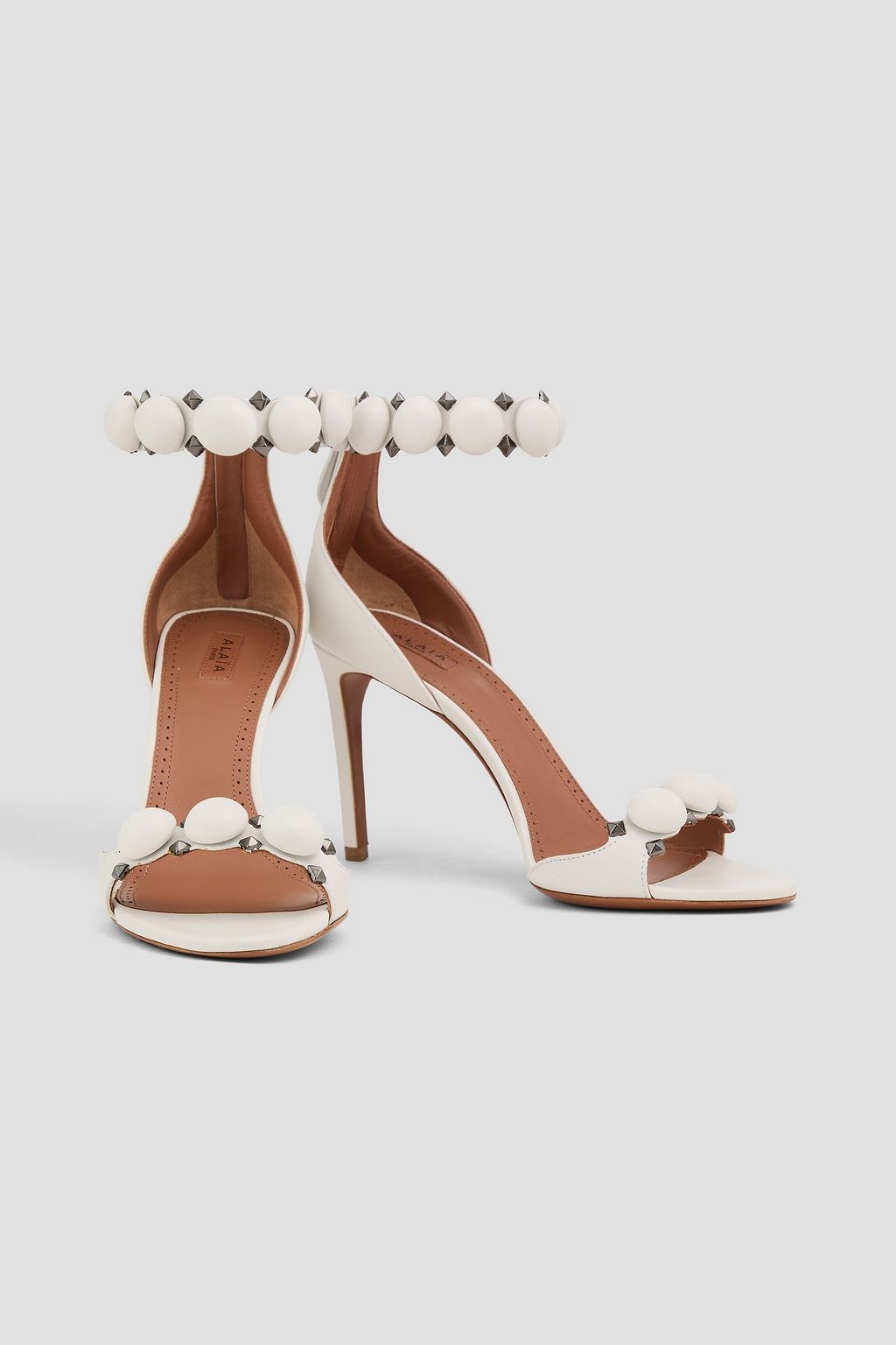 ALAÏA La Bombe 90 スエード サンダル スタッズ付き