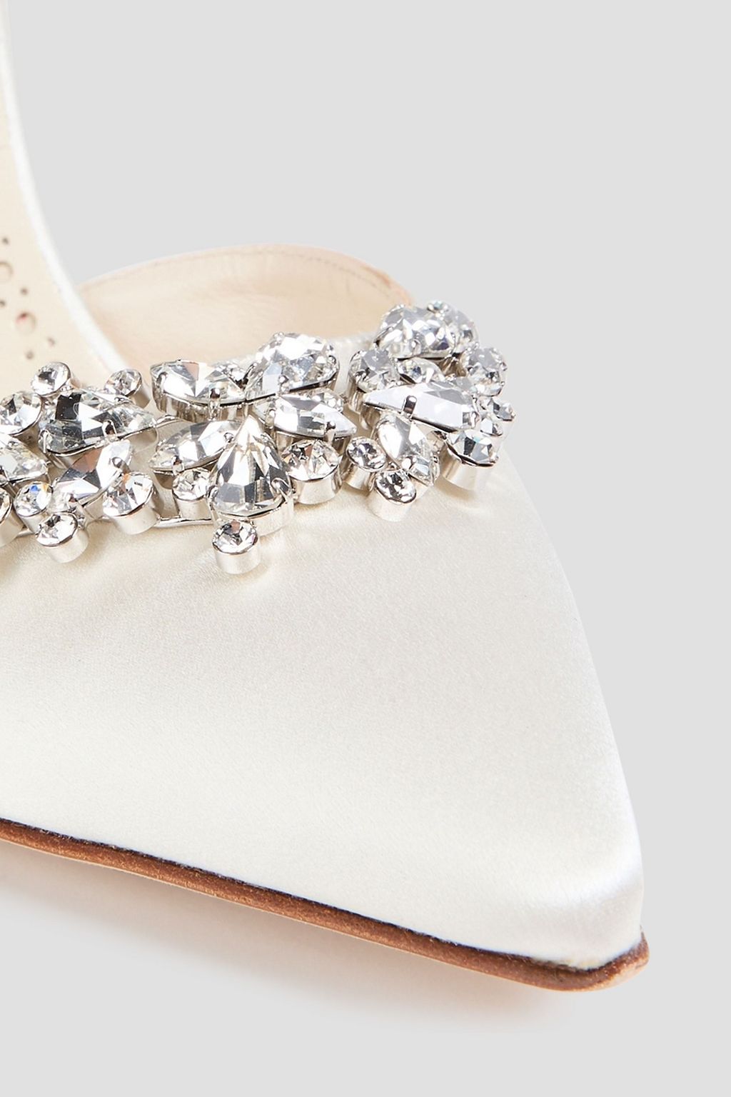 MANOLO BLAHNIK 루럼 크리스털 장식 새틴 뮬