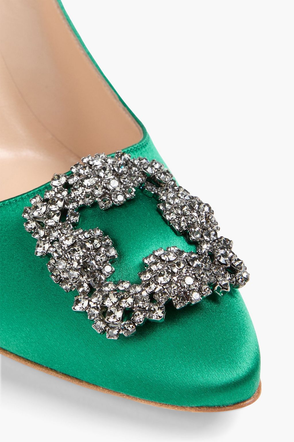 MANOLO BLAHNIK حذاء بكعب عالٍ من الساتان مزين بالكريستال