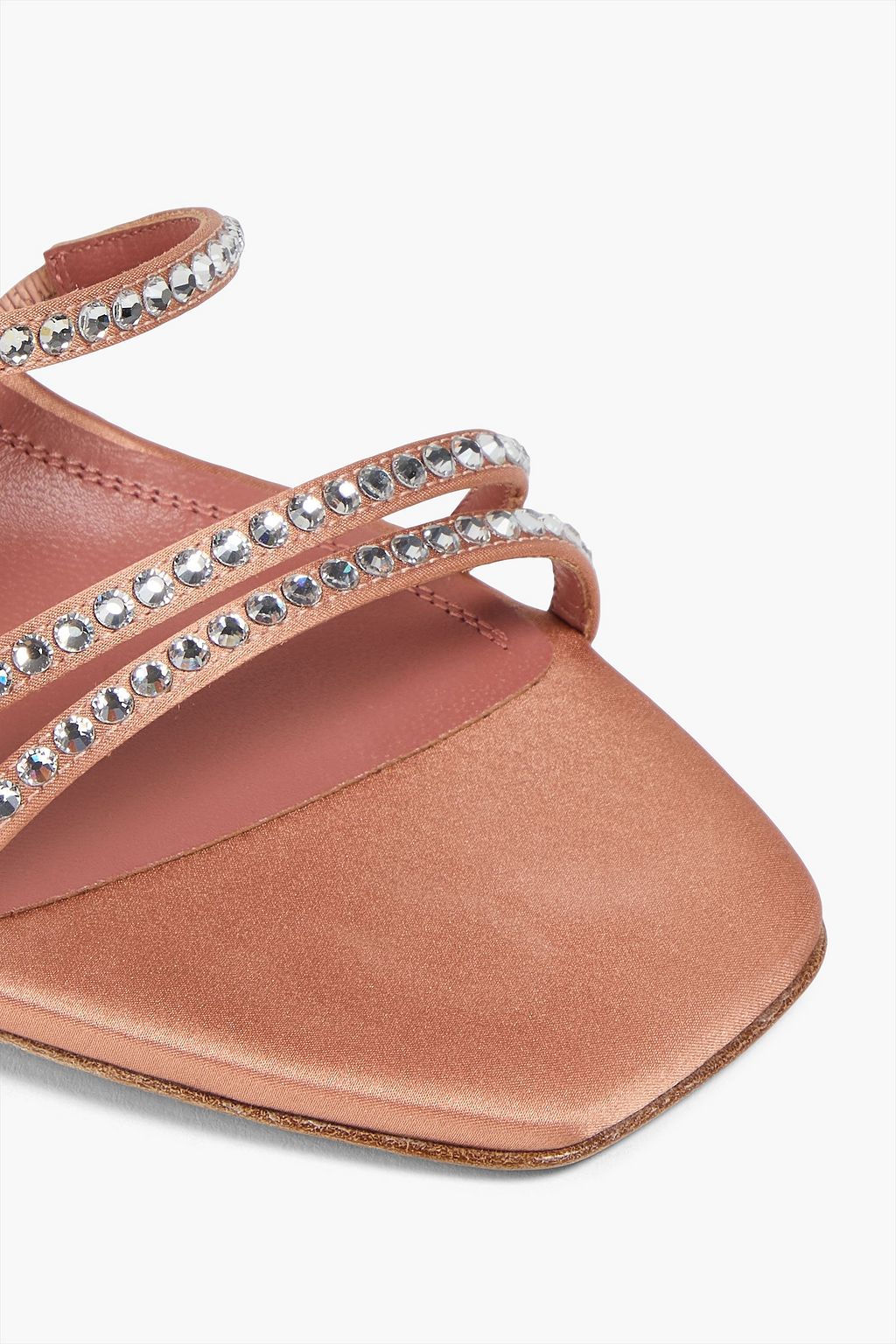 AMINA MUADDI Mules „Naima“ aus Satin mit Kristallverzierung