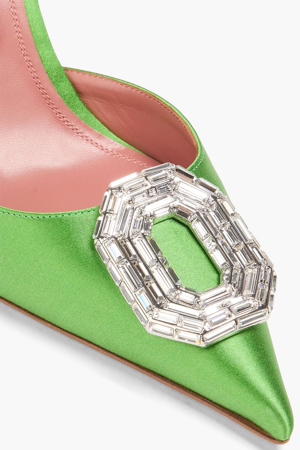 AMINA MUADDI Slingback-Pumps „Camelia“ aus Satin mit Kristallverzierung