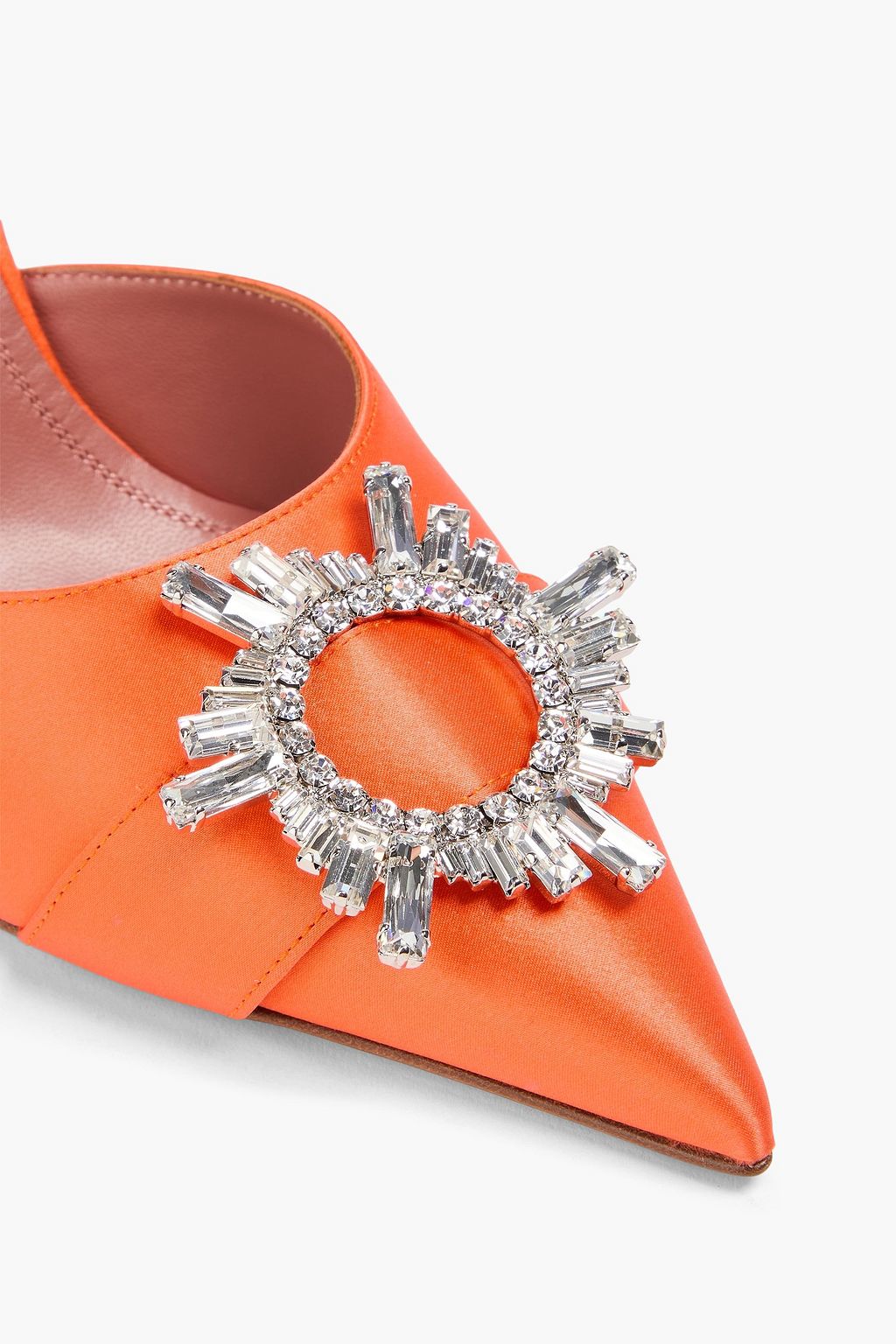 AMINA MUADDI حذاء ميول "بيجوم" من الجلد اللامع مزين بالكريستال