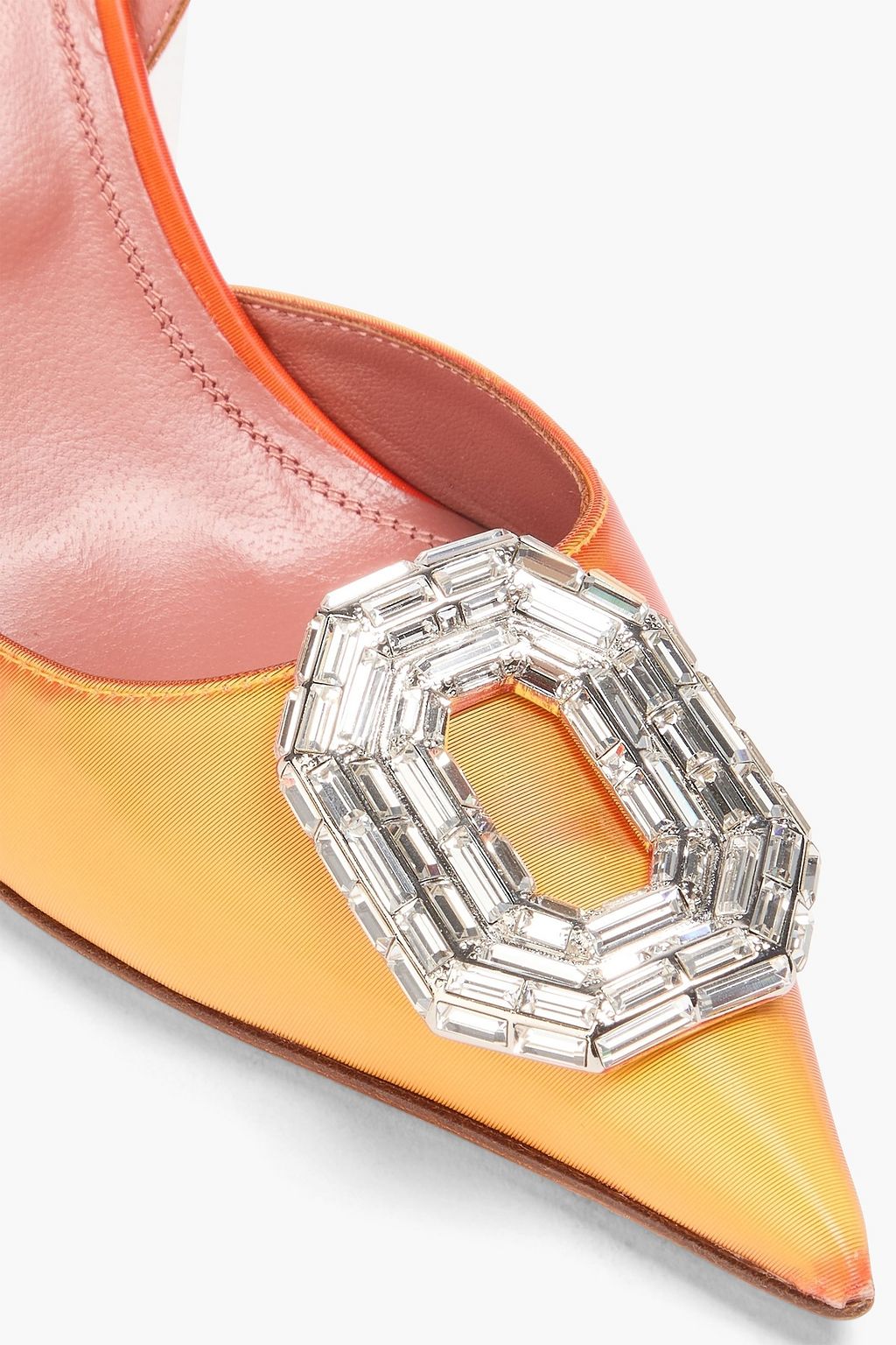 AMINA MUADDI حذاء بكعب عالٍ "كاميليا" من الجلد متقزّح ومزين بالكريستال ومزوّد بحزام خلفي