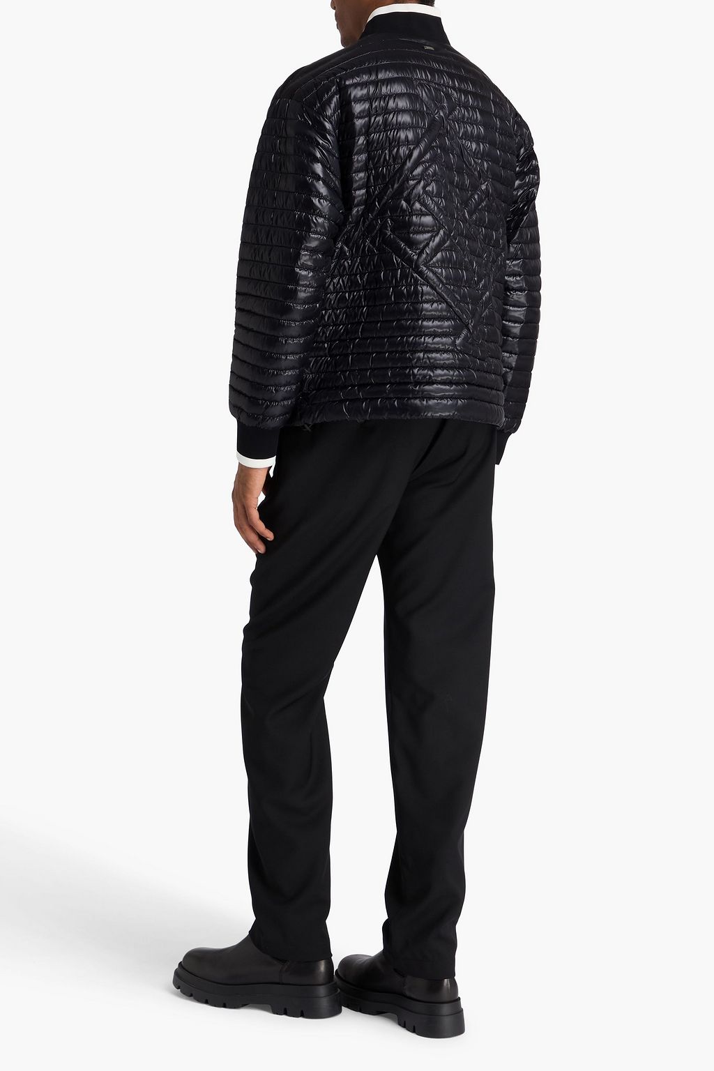 HERNO جاكيت من قماش عازل محشو بالزغب مبطّن