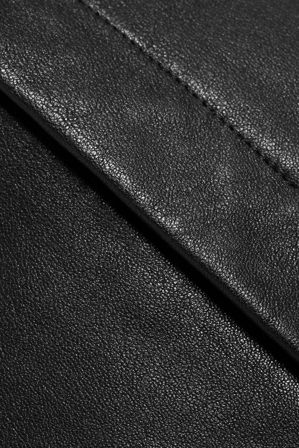 Frame Easy Leather Shorts In Black