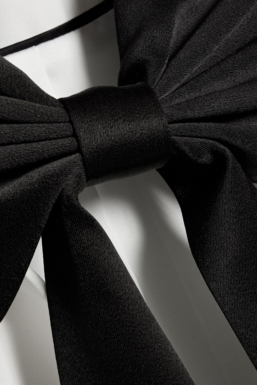 ALICE + OLIVIA Phillipa bow-detailed crepe cape