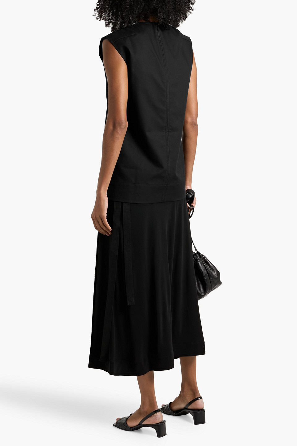 Totême Black Twisted Seam T-shirt In Black