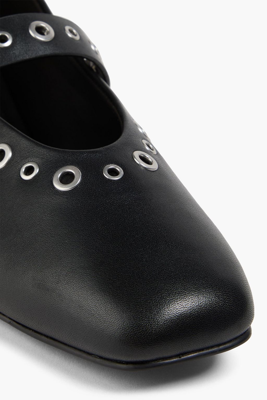 RAG & BONE حذاء مسطح ماري جاين "سباير" من الجلد مزيّن بحلقات معدنية