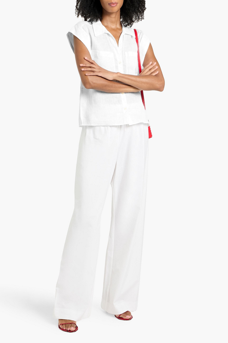 Frame The Leisure Linen Shirt In White