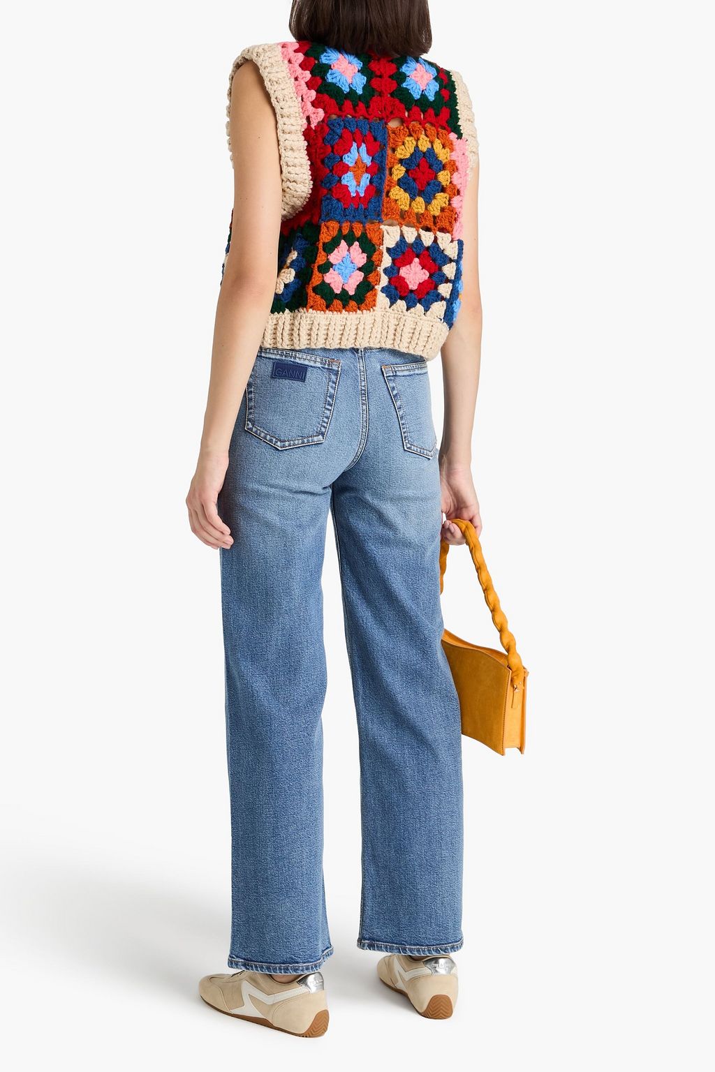 GANNI بنطال جينز بأرجل مستقيمة وبخصر عالٍ