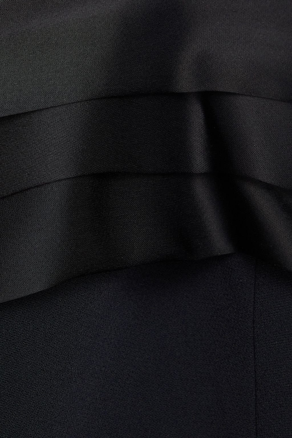 DAVID KOMA فستان قصير من الكريب منسدل بتصميم مكشوف الكتفين