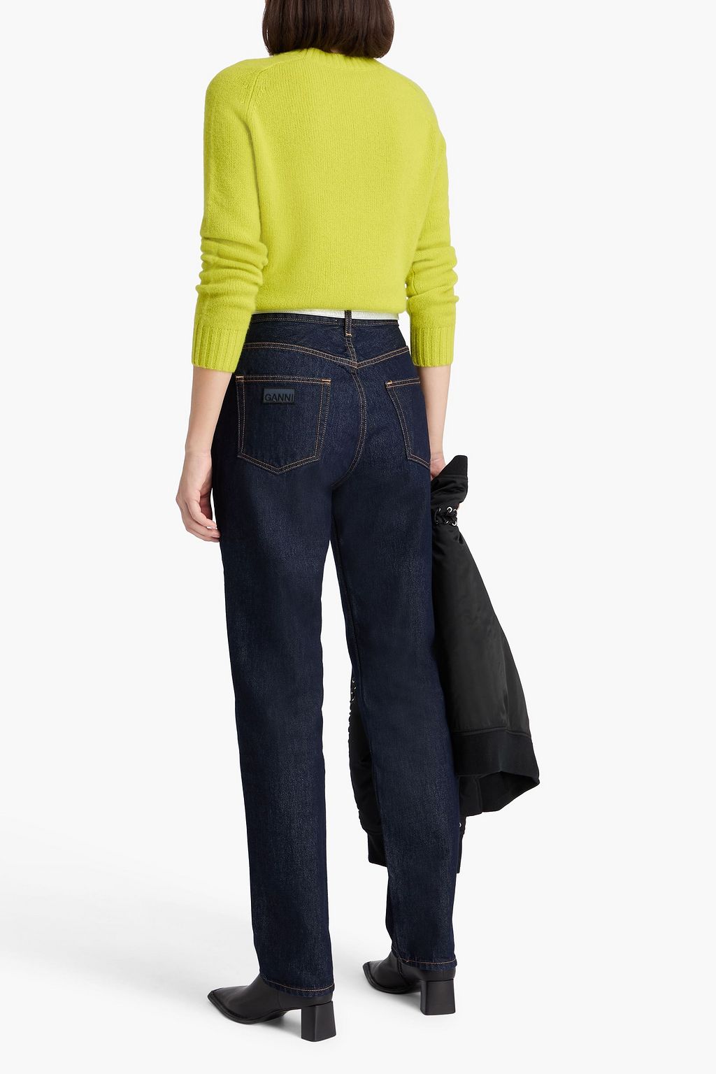 GANNI بنطال جينز بأرجل مستقيمة وبخصر عالٍ