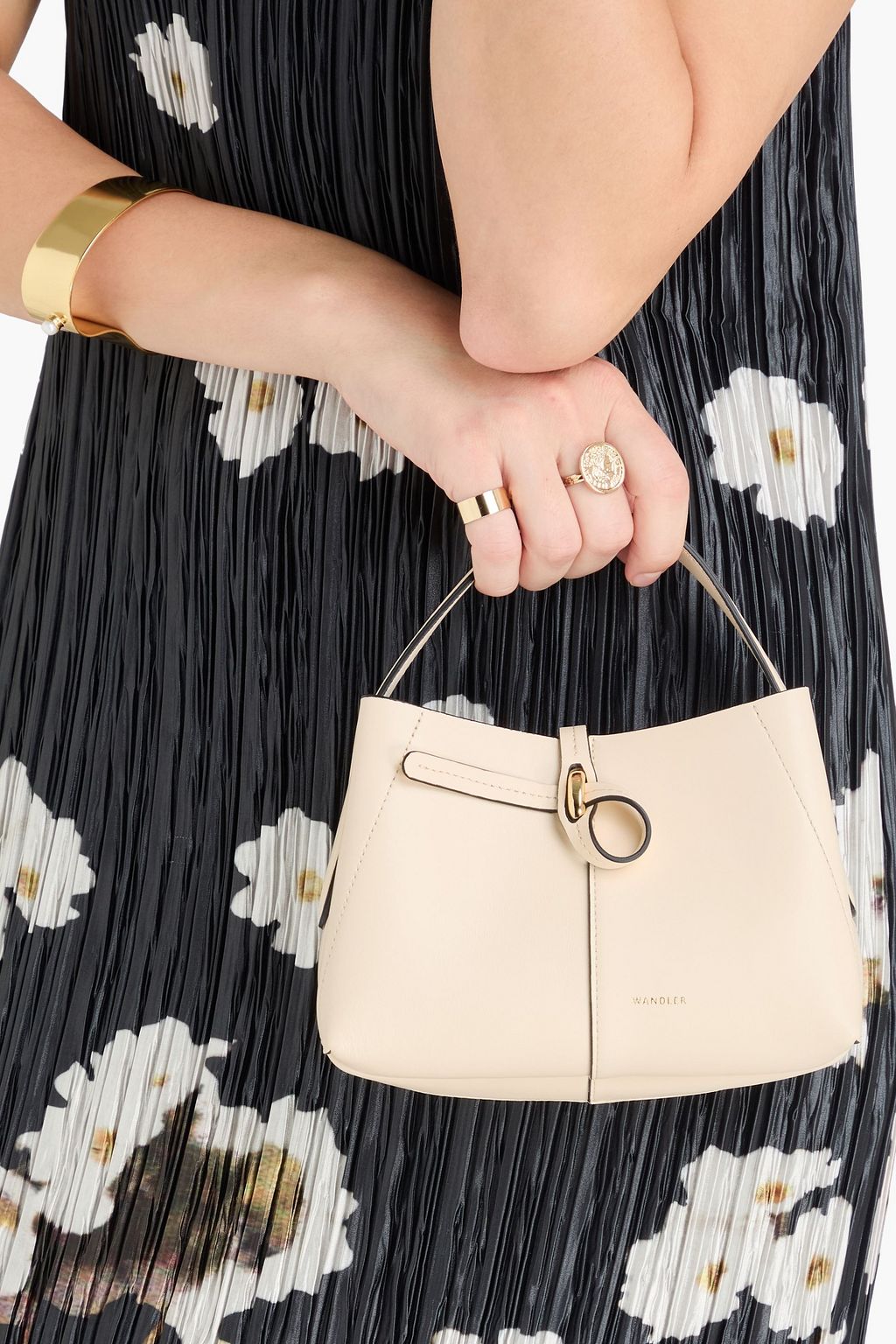 WANDLER Ava leather tote