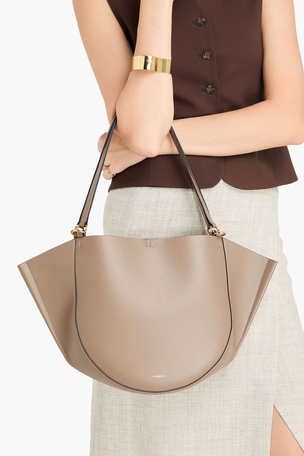 WANDLER حقيبة توت "ميا" من الجلد