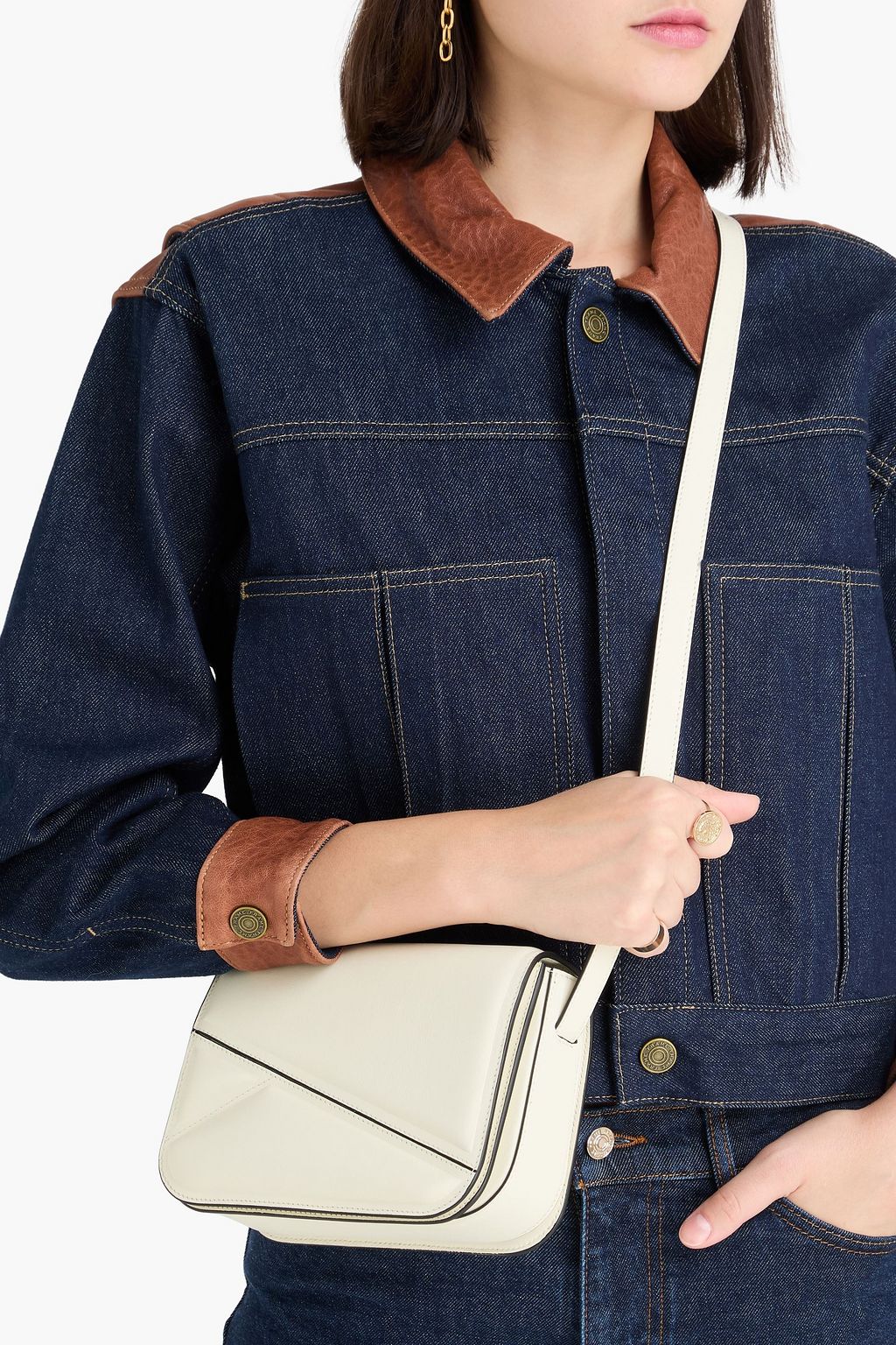 WANDLER حقيبة كتف "أوسكار ترانك" متوسطة الحجم من الجلد