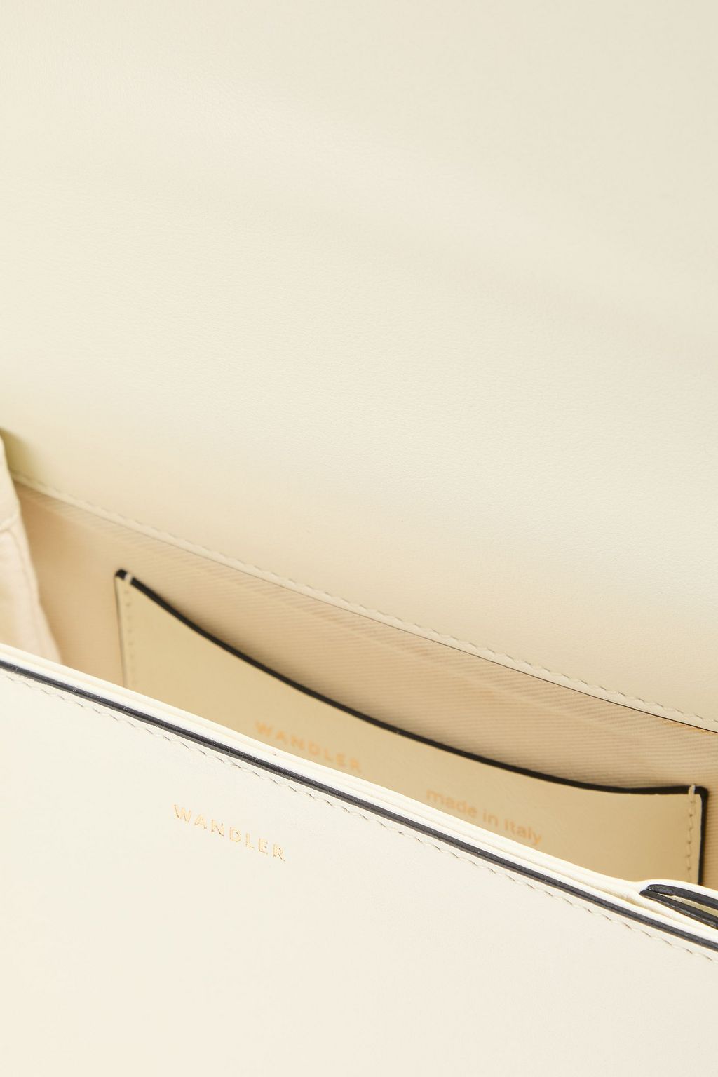 WANDLER حقيبة كتف "أوسكار ترانك" متوسطة الحجم من الجلد
