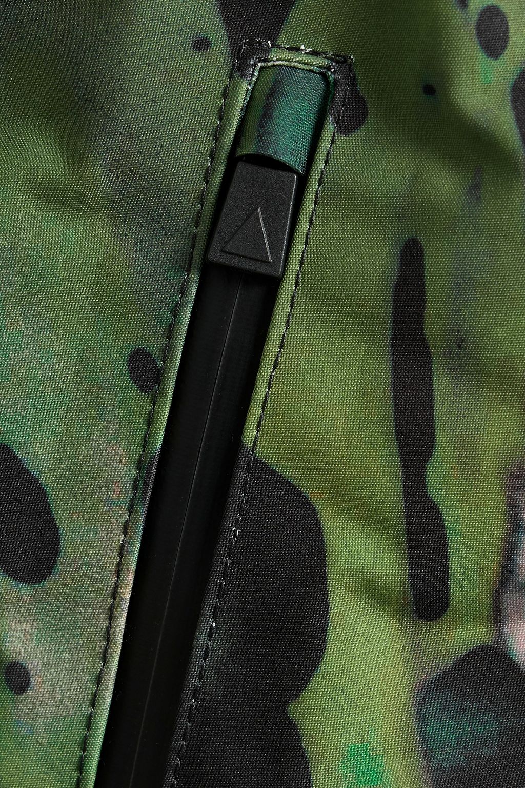 AZTECH MOUNTAIN Nuke quilted camouflage-print down ski jacket