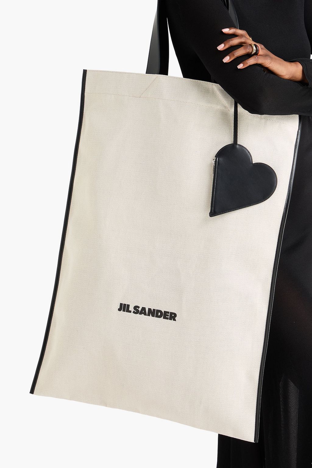 JIL SANDER حقيبة توت من الكنفا بحواف من الجلد