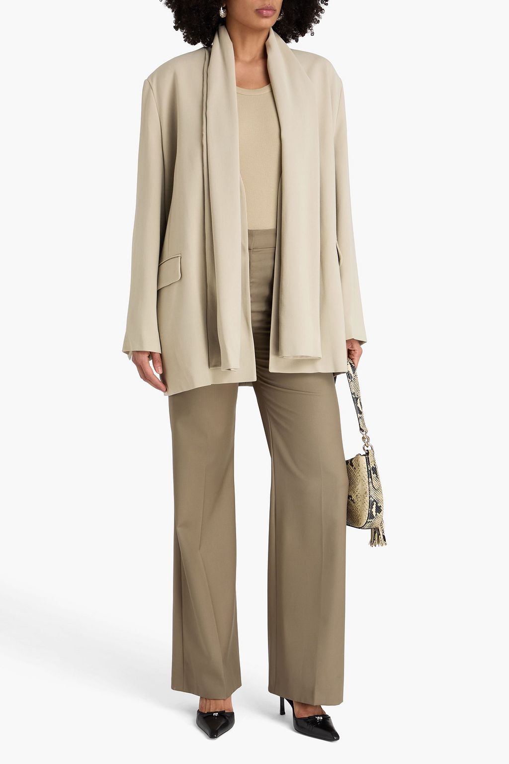 TOVE جاكيت "إمان" من صوف التويل بتصميم منسدل