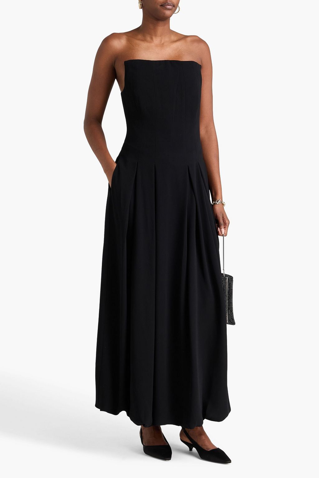 TOVE فستان طويل بدون حمّالات من الكريب ومزين بكسرات