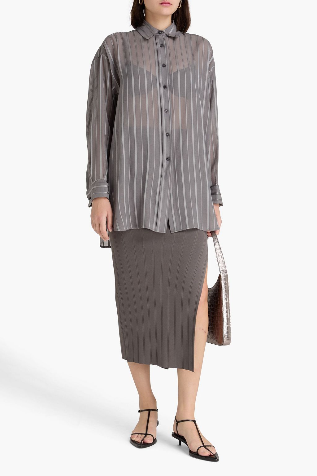 REMAIN BIRGER CHRISTENSEN قميص من الجورجيت بتصميم مخطط وفضفاض