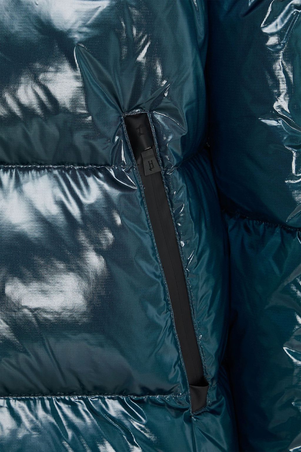 HERNO معطف بقبعة مبطّن من قماش عازل محشو بالزغب