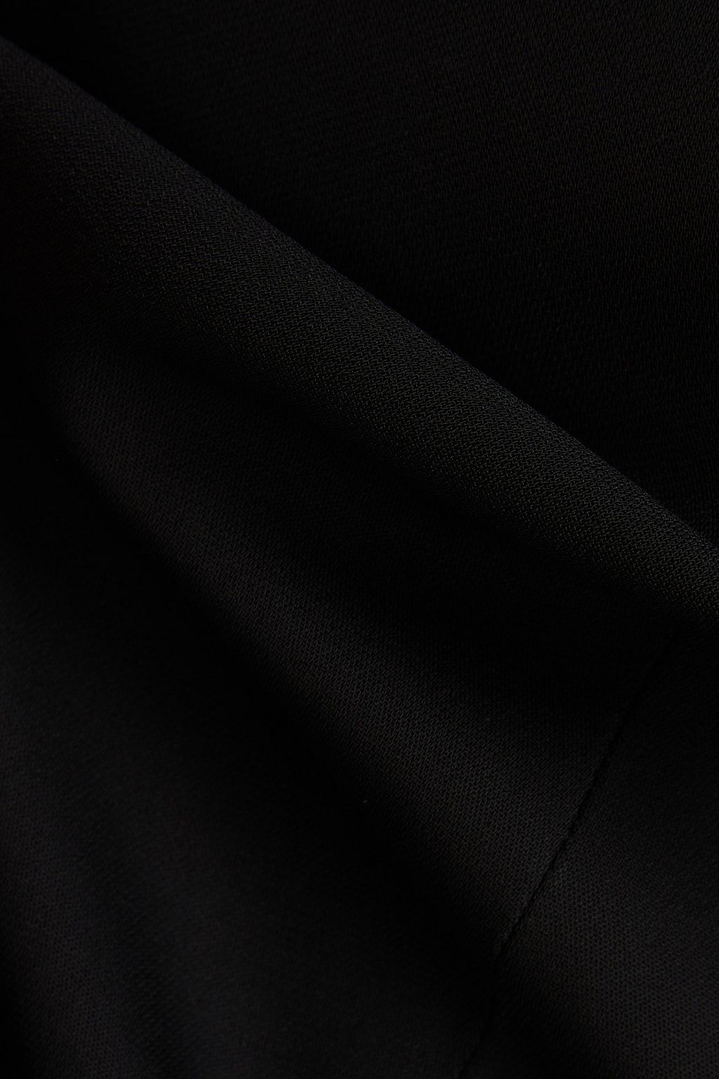 ESSE STUDIOS فستان قصير "إيسيا" من الكريب مزخرف بالأورغنزا الحريري مكشوف الكتف