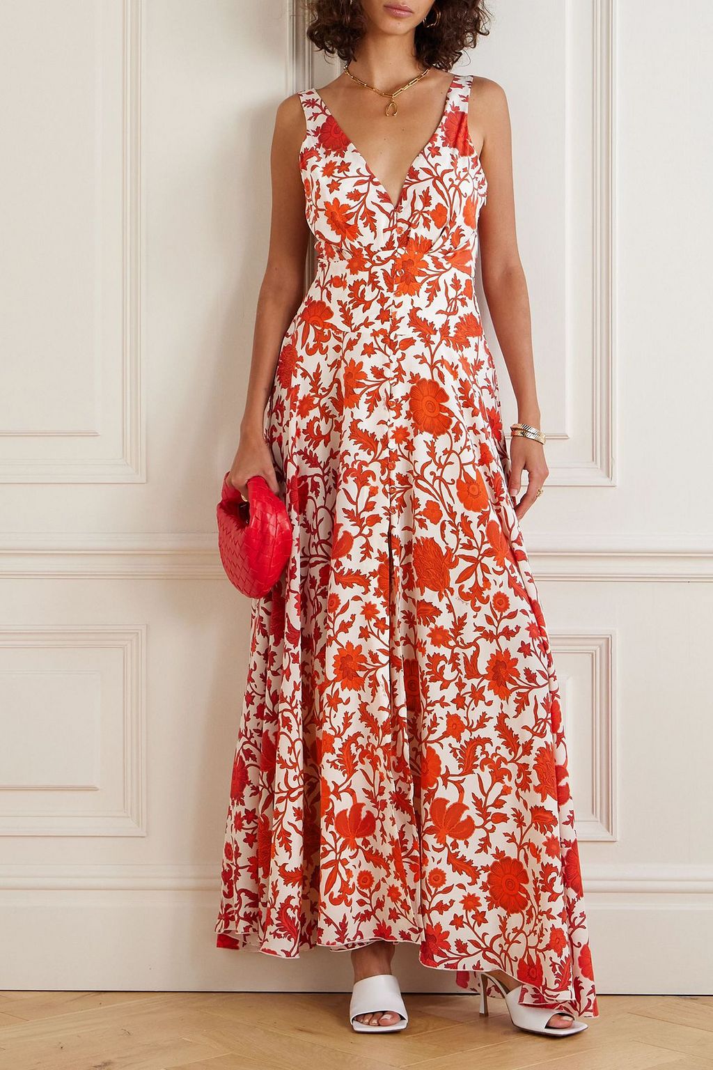 LA DOUBLEJ فستان + أورليبار براون آيز اب هير طويل من الحرير بكسرات وبطبعة الأزهار