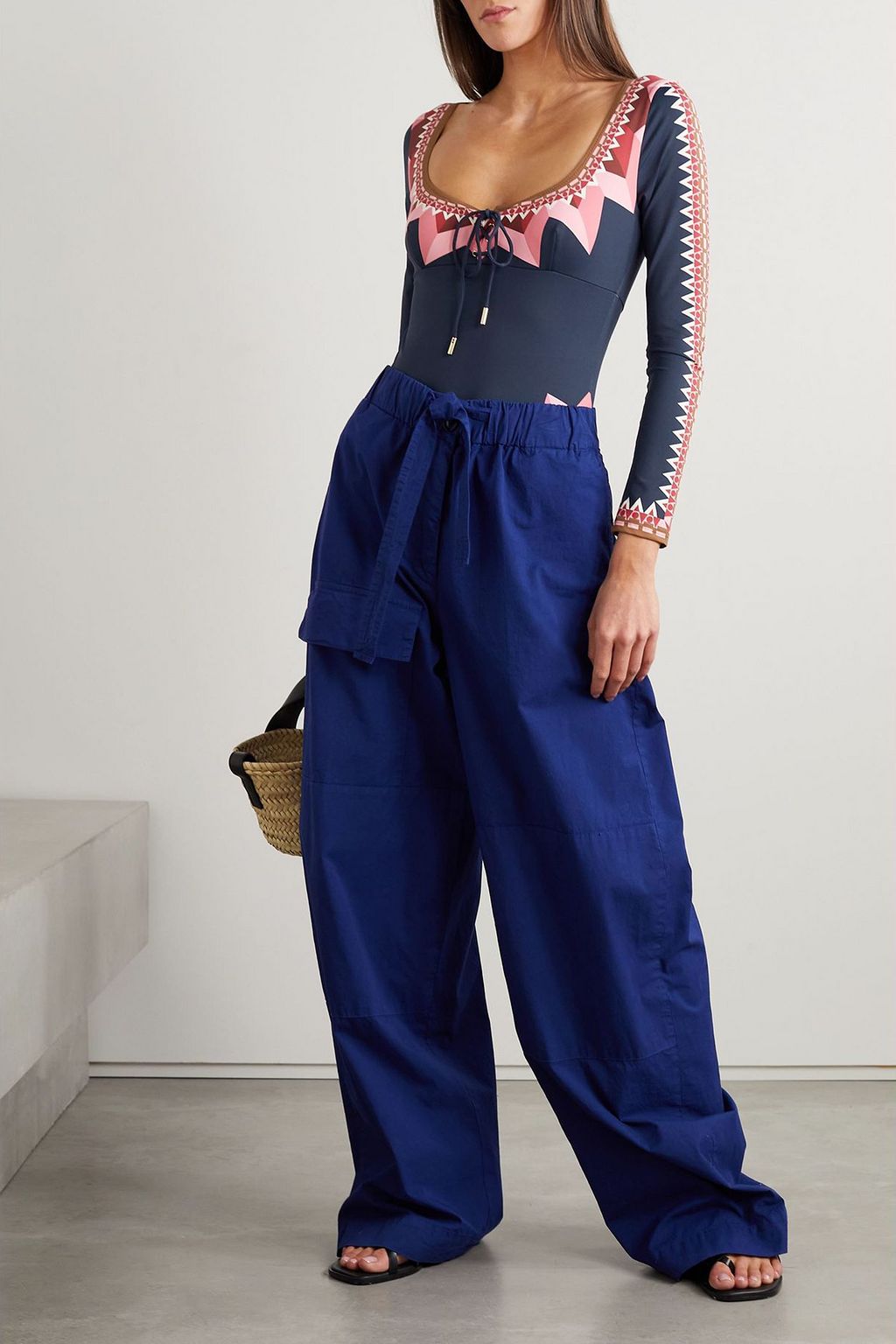 LA DOUBLEJ بودي سوت سانسيت من الجيرسي المطاط بطبعات