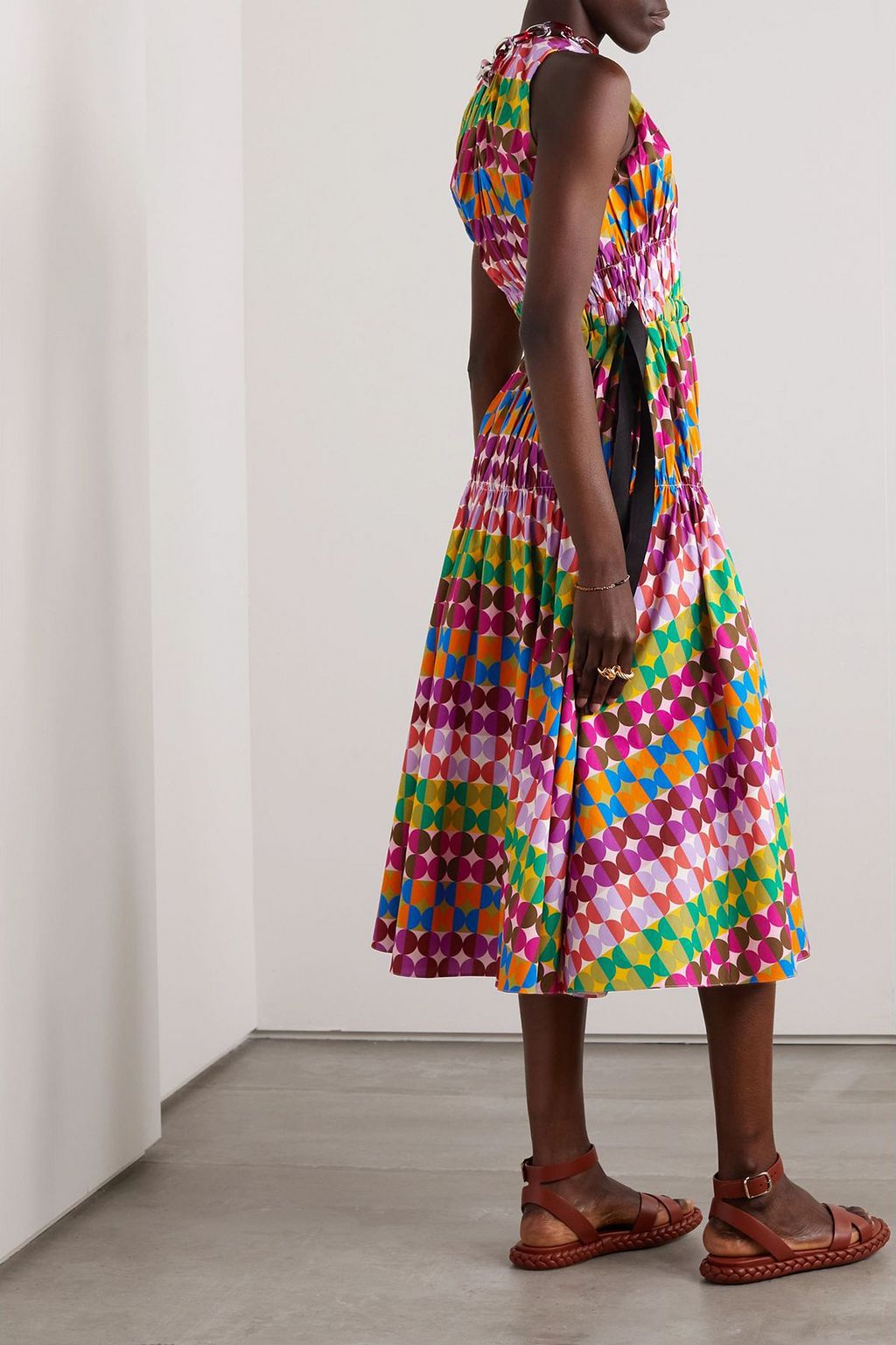 LA DOUBLEJ فستان بينالي متوسط الطول برباط من البوبلين بطبقات متدرجة وبطبعات