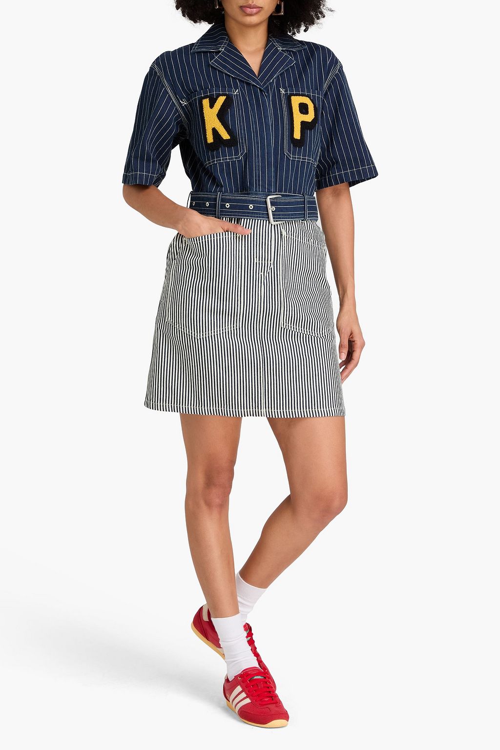 KENZO فستان قصير مخطط من الجينز بحزام