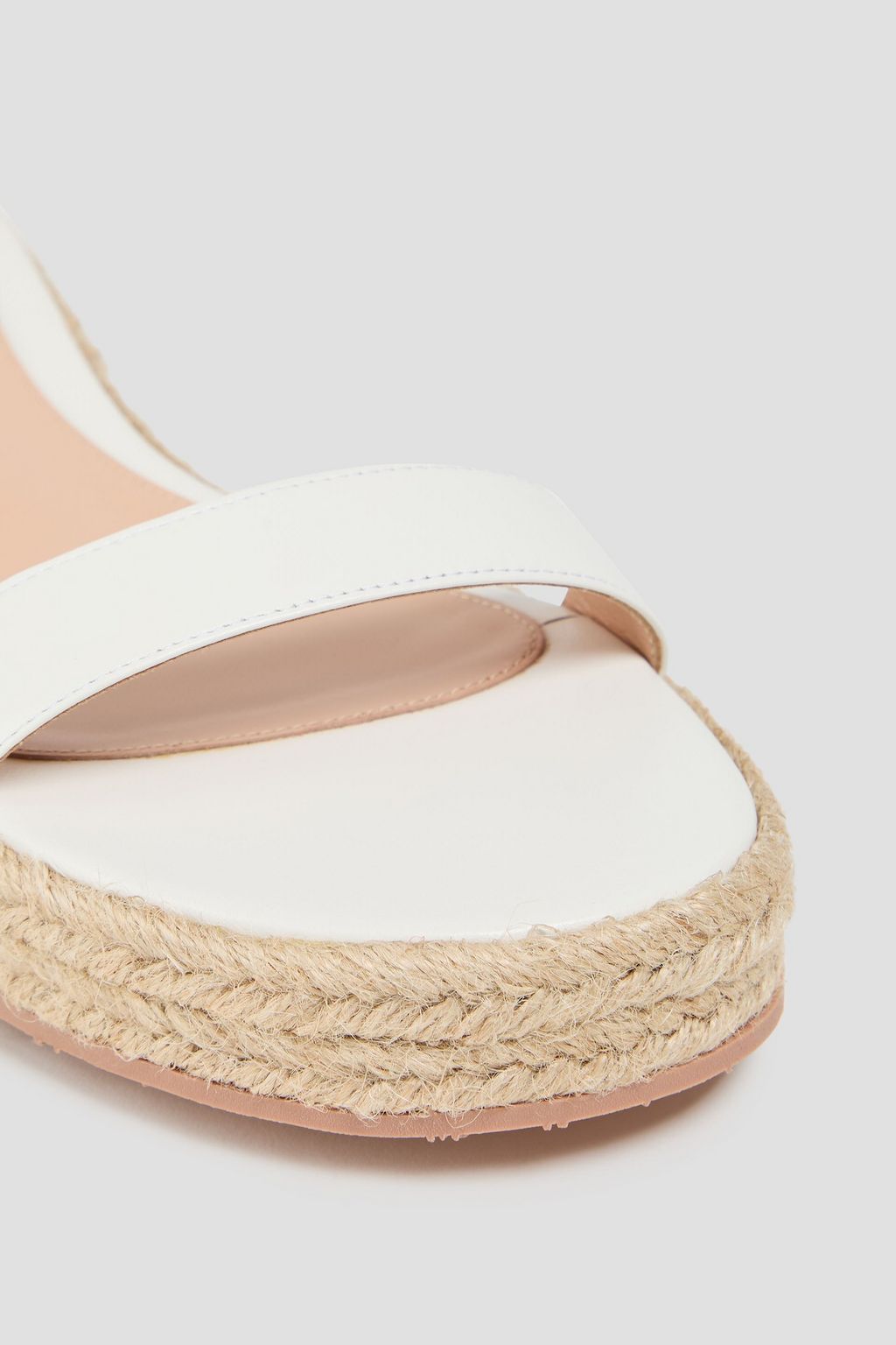 GIANVITO ROSSI صندل من الجلد