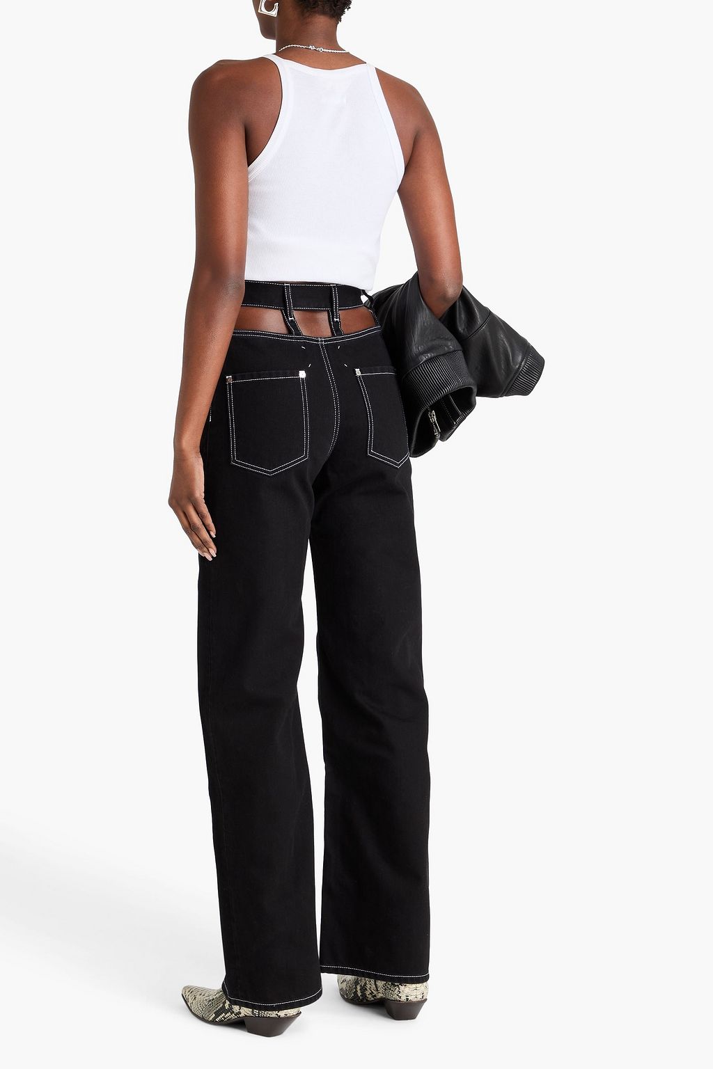 MAISON MARGIELA بنطال جينز بقصة أرجل واسعة وخصر مرتفع مزين بفتحات