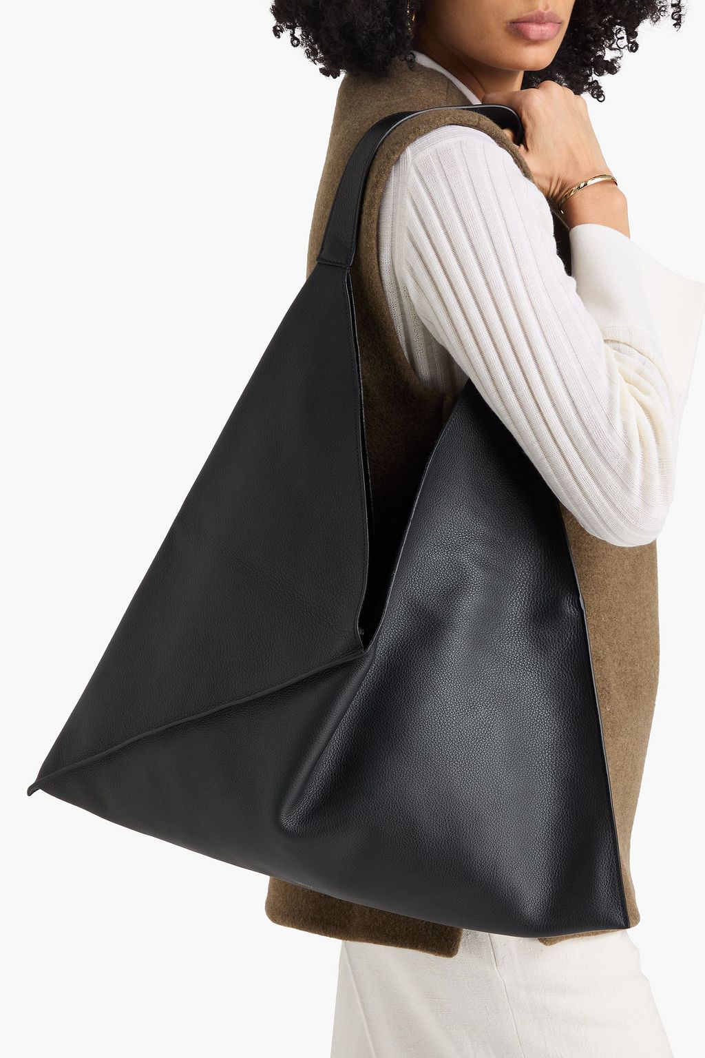 KHAITE حقيبة توت من الجلد المُحبّب