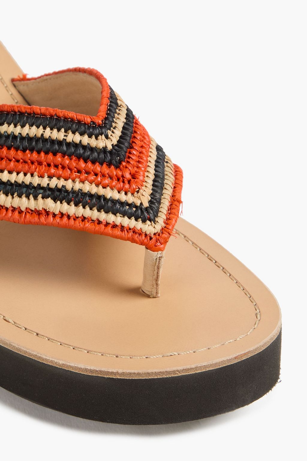 GABRIELA HEARST صندل بنعل سميك من نسيج الرافيا ومخطط