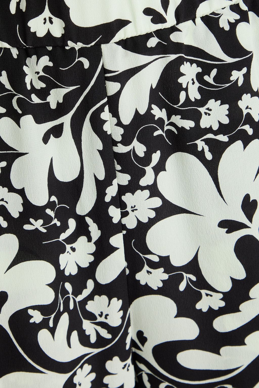 STELLA MCCARTNEY بنطال بأرجل واسعة من الحرير الصيني ومزين بطبعة الأزهار