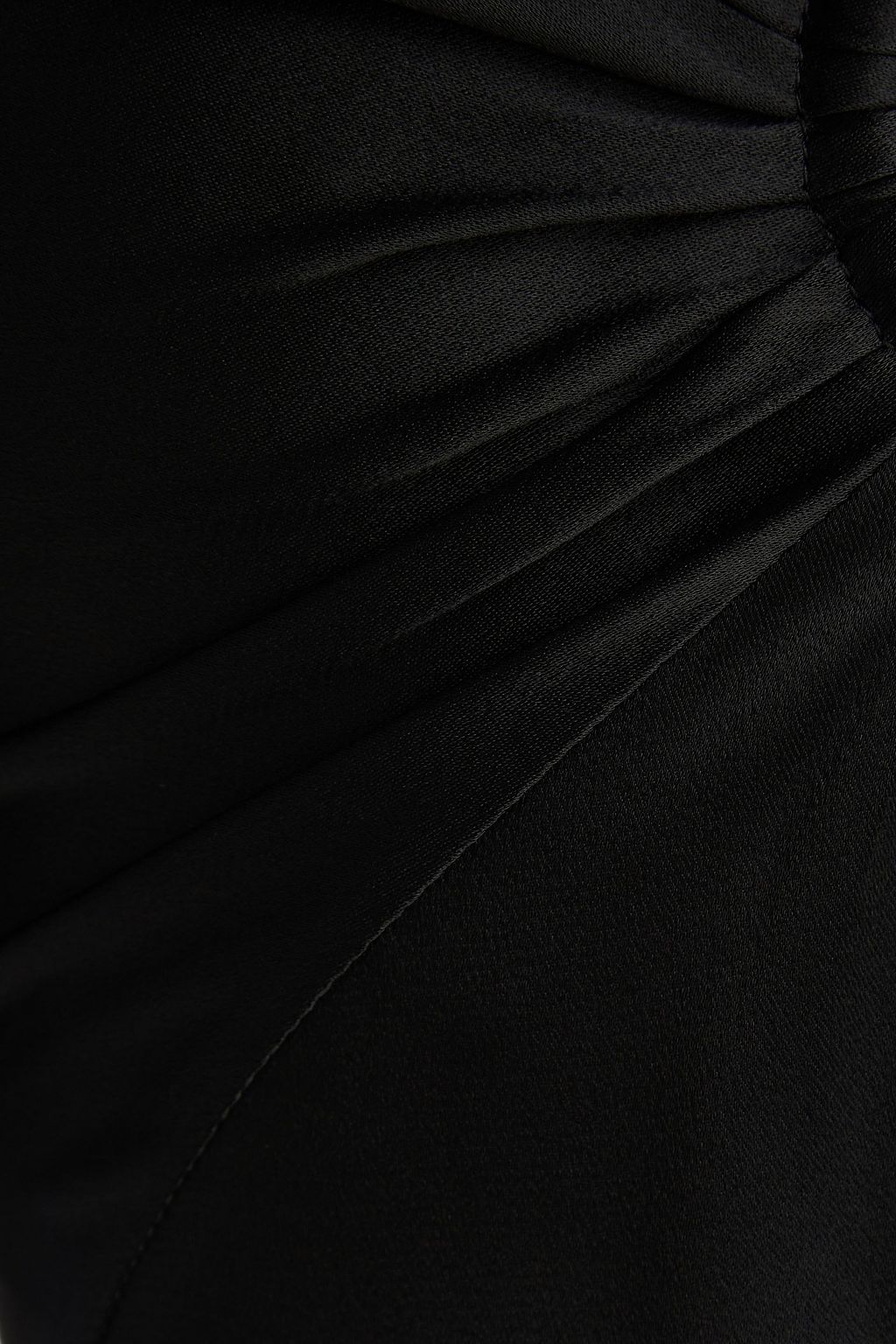 STELLA MCCARTNEY بلوزة مصنوعة من ساتان كريب ومزينة بفتحات