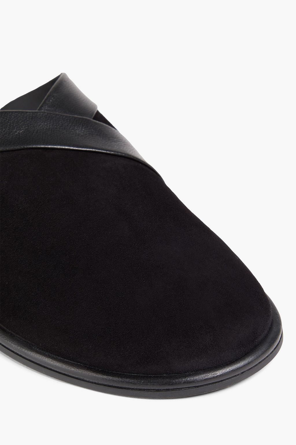 NEOUS سليبرز "أتيك" من جلد النوبوك