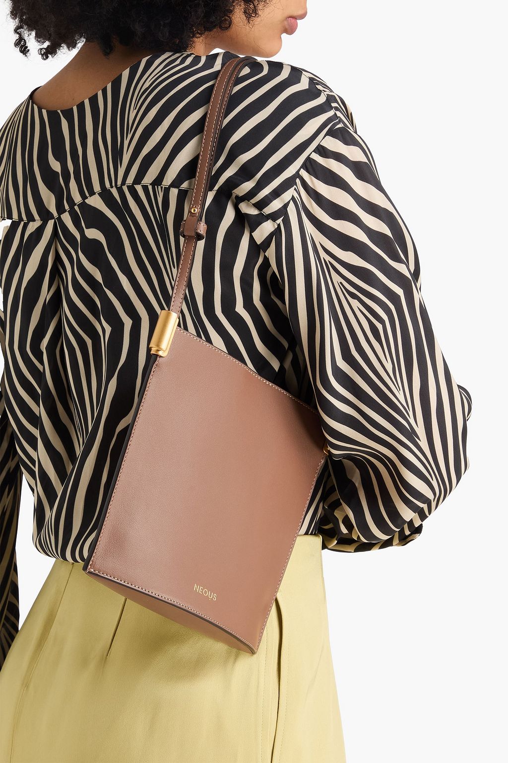 NEOUS حقيبة كتف "دورادو" من الجلد