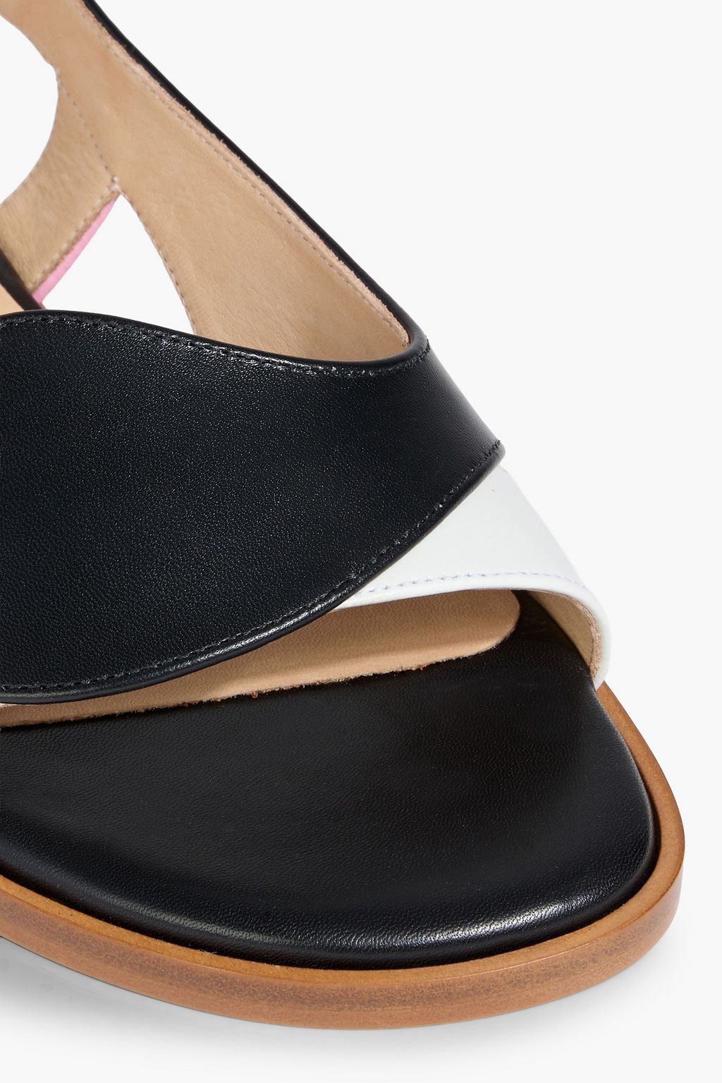 GABRIELA HEARST صندل "بيبا" من الجلد مزود بحزام خلفي