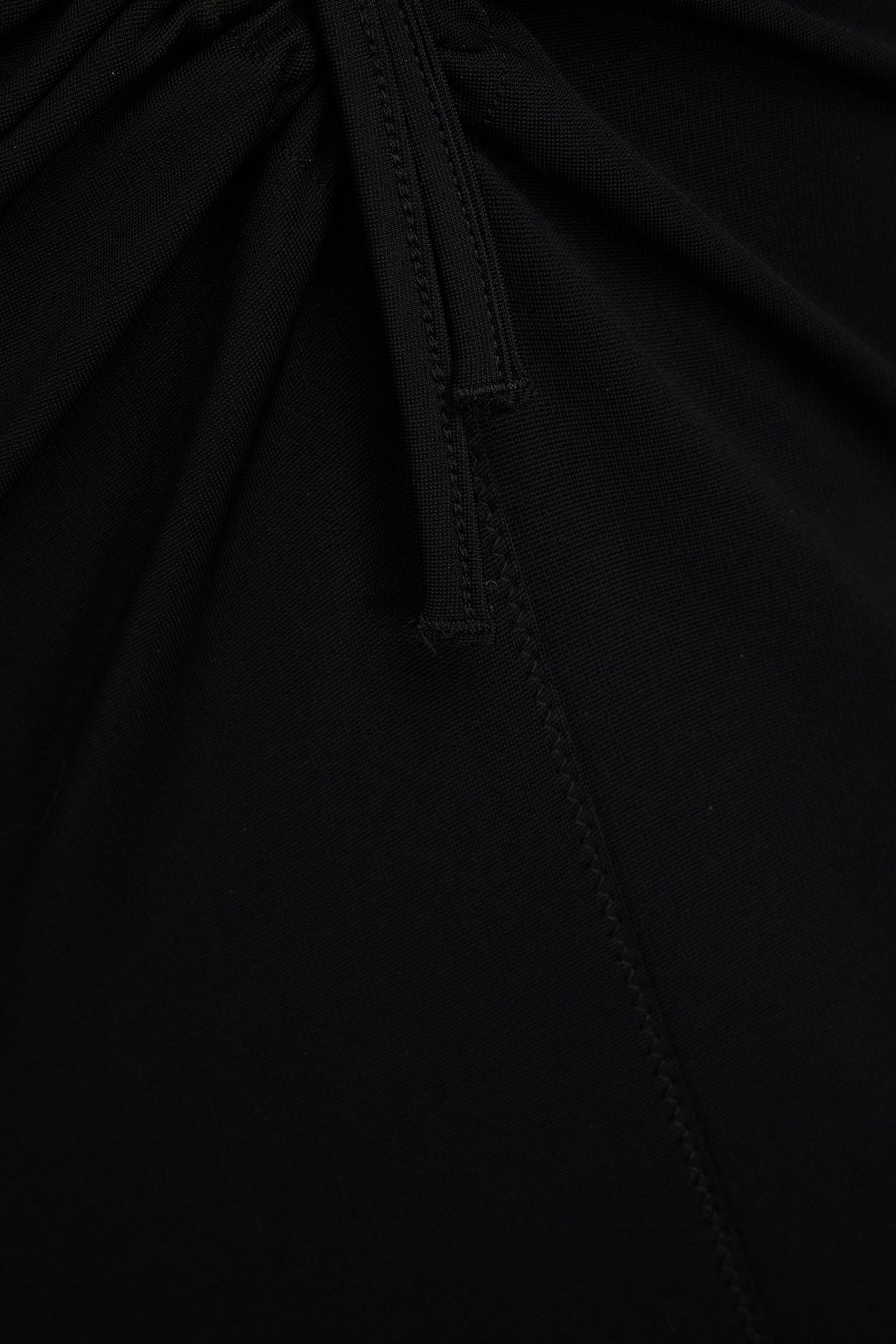 BY MALENE BIRGER فستان طويل "ديجا" من الجيرسي بتأثير مزموم