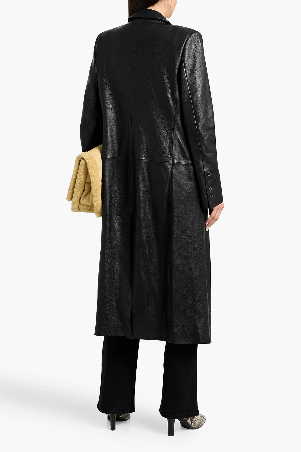 Frame Double-breasted Leather Coat In Black