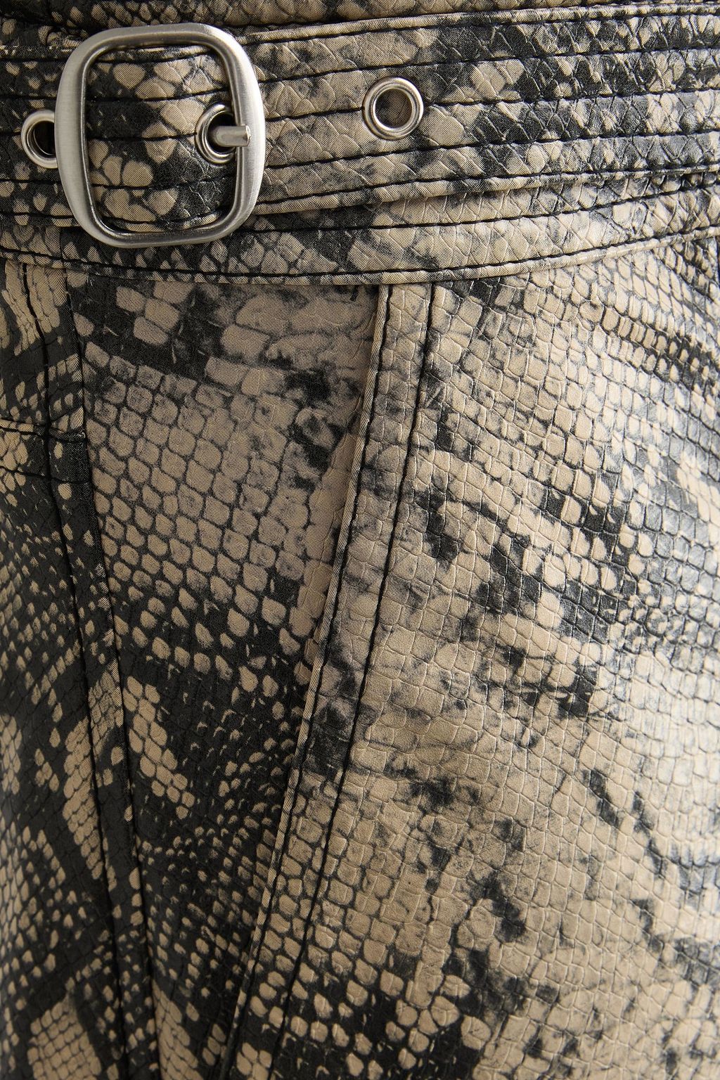 SIMKHAI شورت بنقشة جلد الثعبان