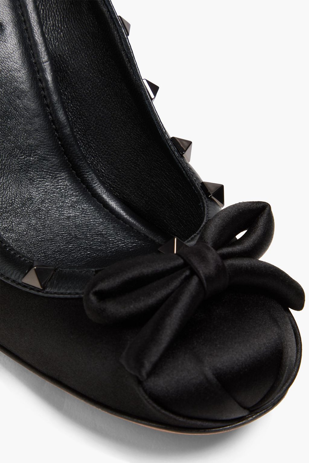 VALENTINO GARAVANI Rockstud サテン パンプス レザートリム