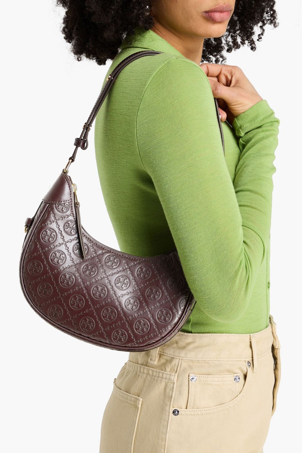 TORY BURCH حقيبة كتف من الجلد المنقوش بنقشة شعار العلامة بحرف T